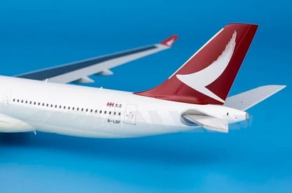 1:200 32CM JC WINGS Cathay Dragon AIRBUS A330-300 Passenger Plane Diecast Model