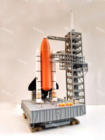 1/400 Space Shuttle Discovery with Launcher Platform Painted Model Collection