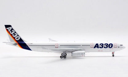 1:200 32CM InFlight AIRBUS A330-300 Passenger Airplane Diecast Aircraft Model
