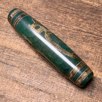 Tibetan Style Green Agate Wealth God Dzi Bead Dragon Scales Hacking Pendant