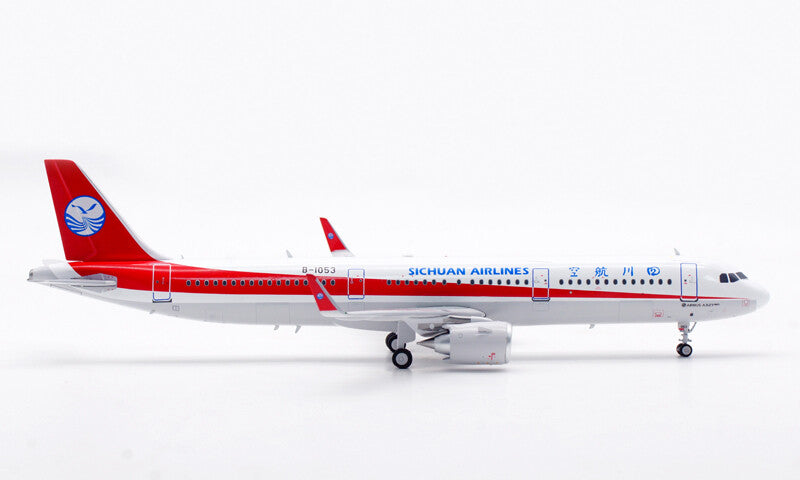 1:200 Aviation SICHUAN AIRLINES AIRBUS A321neo Passenger Airplane Diecast Model