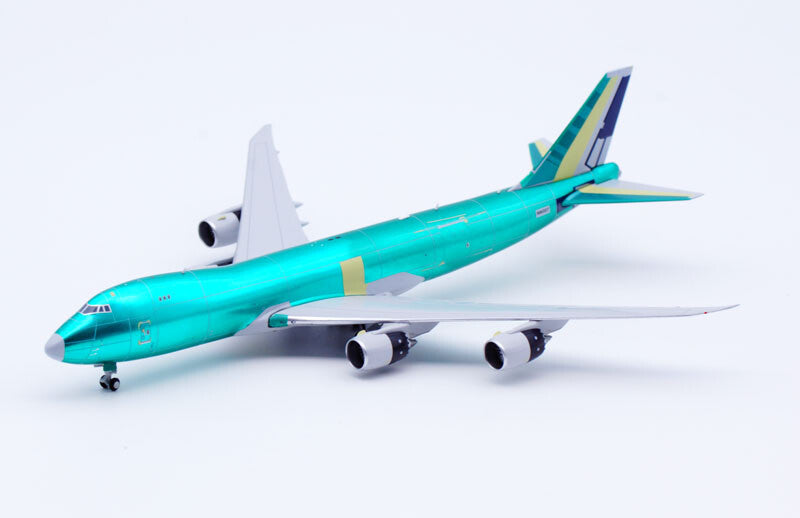 1:400 JC Wings BOEING B747-8F Passenger Airplane Diecast Plane Model
