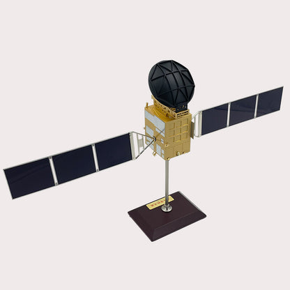 1: 35 China Beidou Satellite Simulation Model Alloy