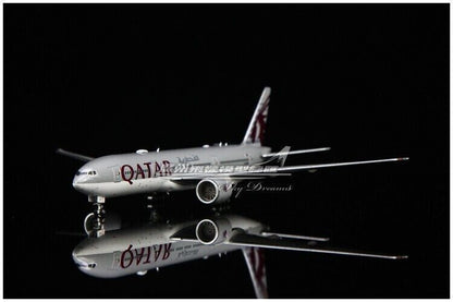 1:400 Phoenix QATAR BOEING 777-200LR Passenger Airplane Diecast Aircraft Model
