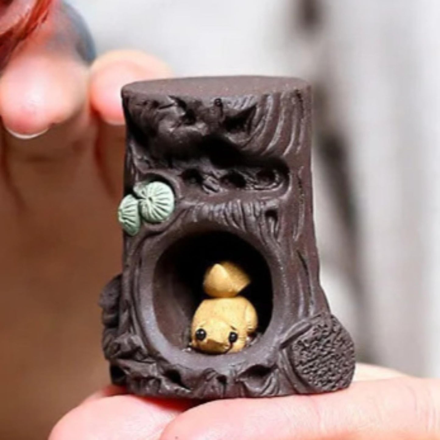 Squirrel Handmade Purple Clay Tea Pet 4.9cm Teaport Lid Bracket Kung Fu Tea set
