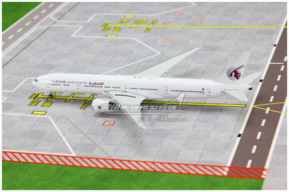 1:400 Phoenix QATAR AIRWAYS BOEING 777-300ER Passenger Airplane Diecast Model
