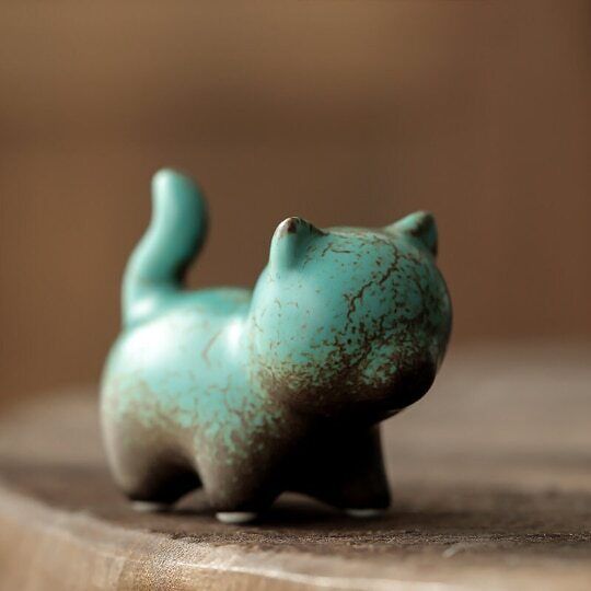 Tea Pet Cute Cat Dark Green Lucky Cat Tea Decorative Figurine