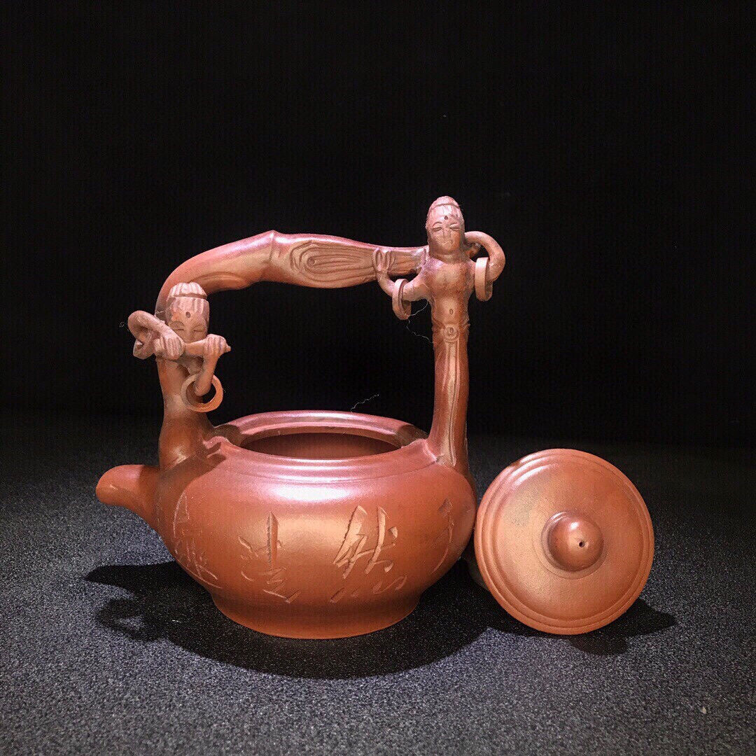 Chinese Yixing Zisha Clay Handmade Exquisite Teapot （歌伎提梁 底款：张荷娣）