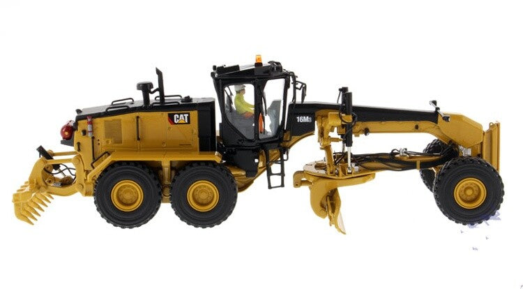 1:50 DM 16M3 Motor Grader Construction Vehicles Equipment Machine Diecast Model