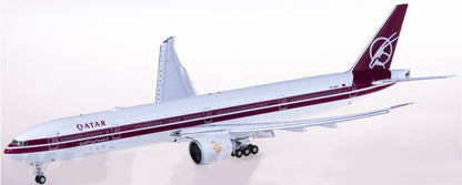 1:200 Geminijets Qatar Boeing 777-300 A7-BAC Passenger Airplane Diecast Model