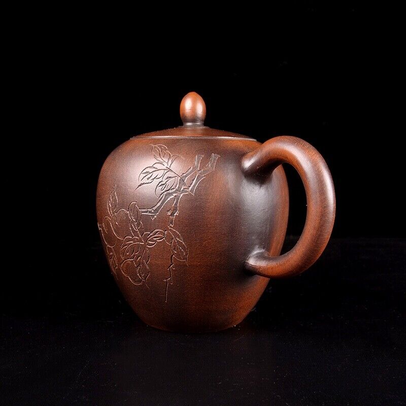 Chinese Yixing Zisha Clay Handmade Exquisite Teapot（美人肩 底款：周桂珍）