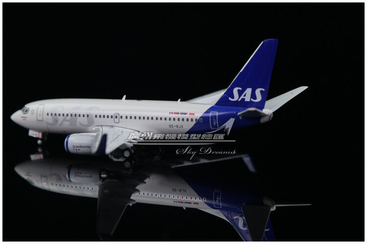 1:400 GeminiJets SAS BOEING B737-700W Airplane Diecast Plane Aircraft Model