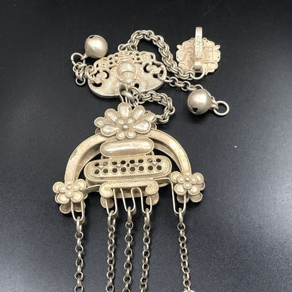 Vintage Silver-Plated Butterfly Pendant 35cm Handmade Filigree Waist Ornament