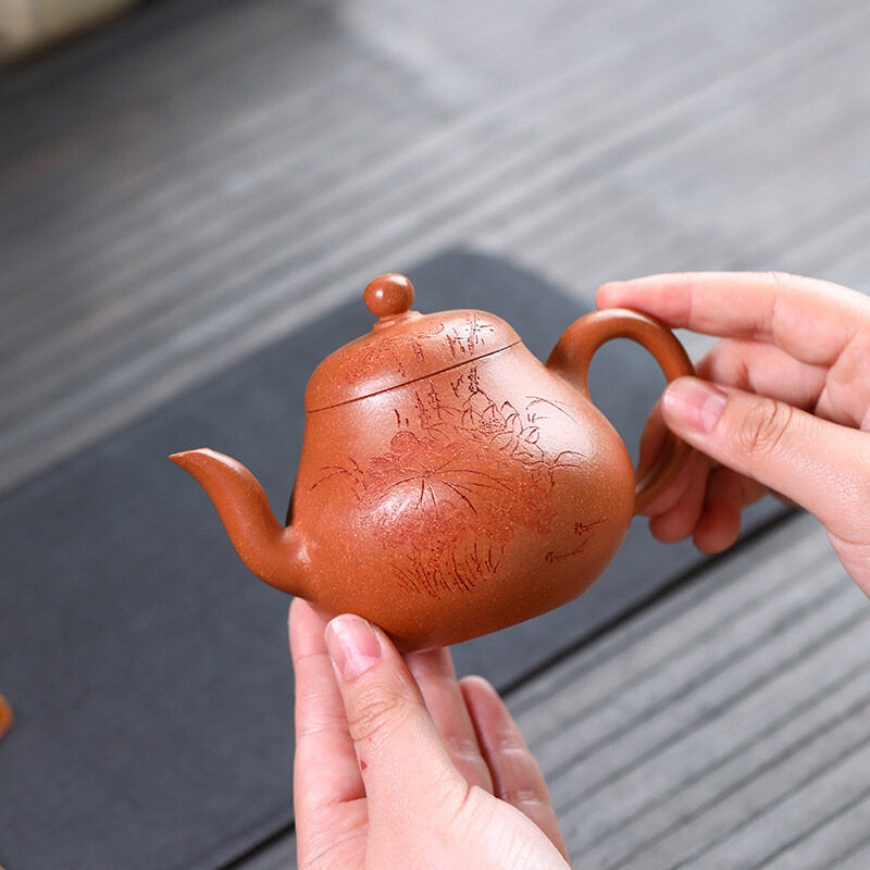 Yixing Handmade Purple Clay Teapot Hand-carved Lotus Leaf Pear-shaped Tea Pot