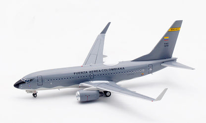 1:200 Inflight FUERZA AEREA COLOMBIANA Boeing 737-700 Aircraft Diecast Model