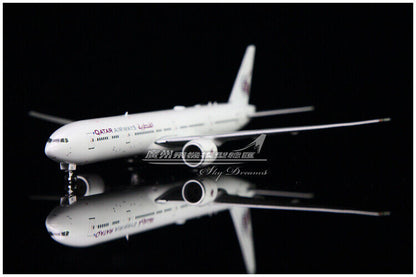 1:400 Phoenix QATAR AIRWAYS BOEING 777-300ER Passenger Airplane Diecast Model