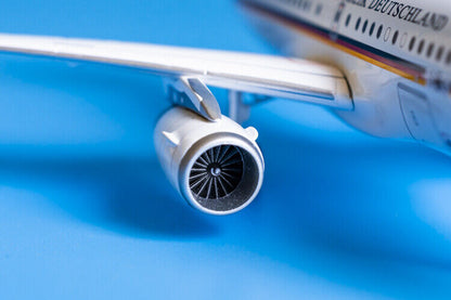 1:200 JC Wings Luftwaffe AIRBUS A319 Passenger Aircraft Diecast Airplane Model
