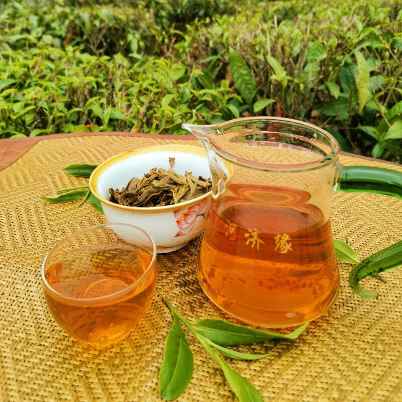 357g Laobanzhang Pu-erh Raw Tea Yunnan Menghai Puerh Tea Cake Old Tree Green Tea