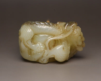 Chinese Antique Hetian Jade Carved Dragon Statue Nice Unique Thumb Ring Jewelry