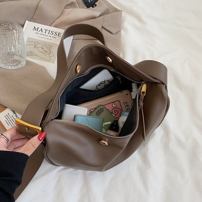 Vintage Crossbody Bag Large Handbag Soft Shoulder Purse Travelling 38*9*18 CM