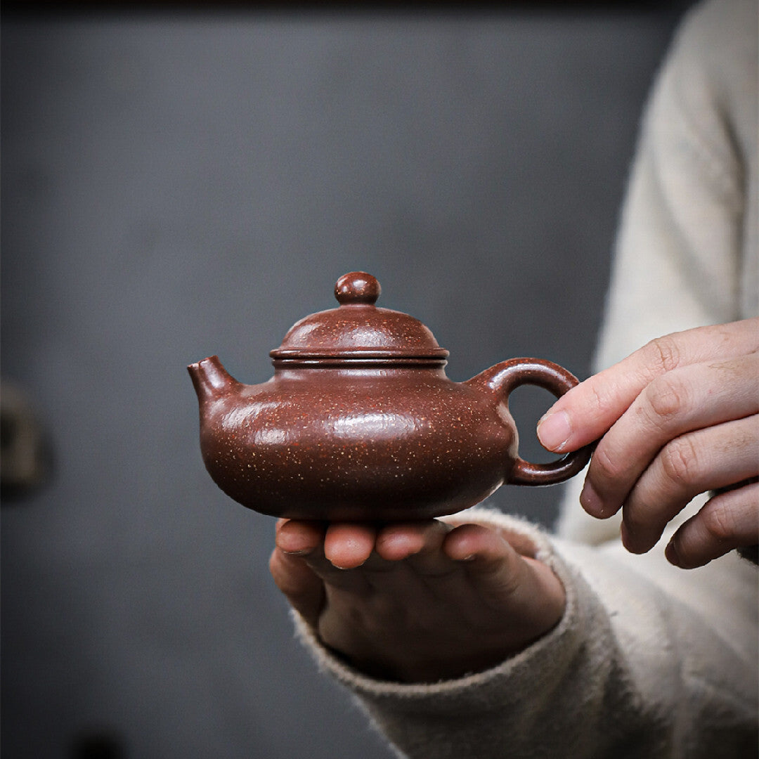 180cc True Yixing Zisha Clay Tea Pot Handmade Master Pot Marked Chinese Teapots