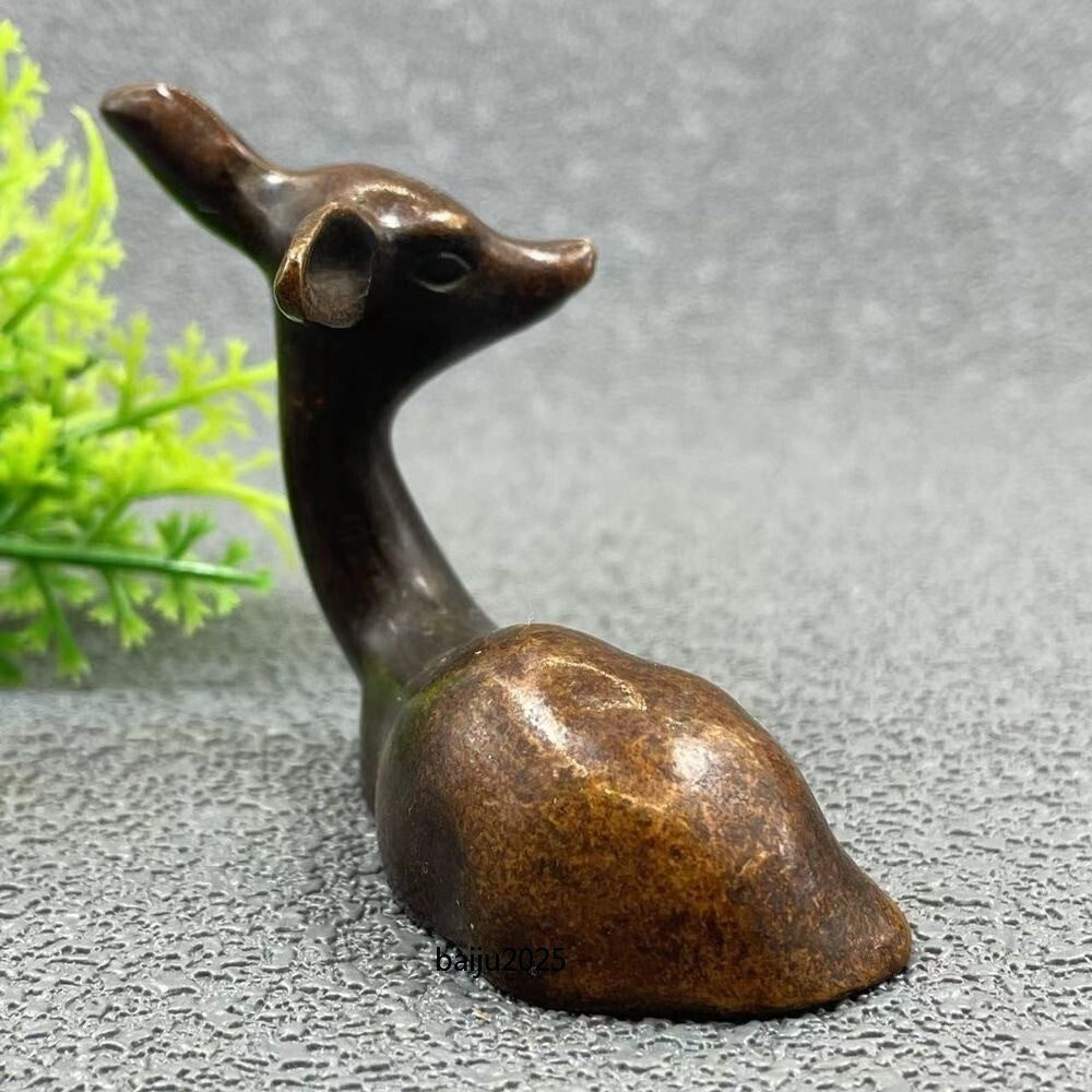 Deer Statue Retro Crafts Metal Carving Decoration Tea Pet fawn figurine deerlet