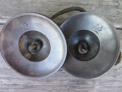 New 3" TIBETAN MEDITATION TINGSHA W/ 3.5" COPPER CASE 8 LUCKY SYMBOLS