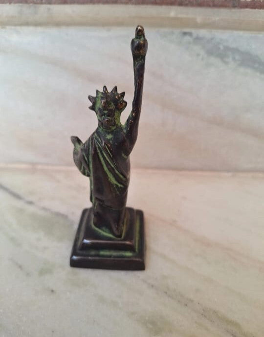 Antique Vintage Old Statue Of Liberty Brass Collectible Idol Figurine Souvenir