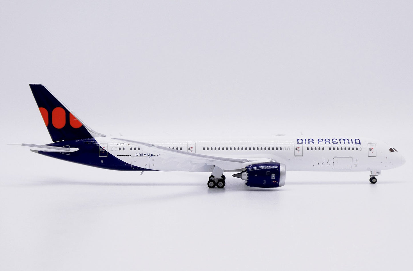1:400 JC Wings Air Premia Boeing 787-9 Flap Down Airplane Diecast Plane Model