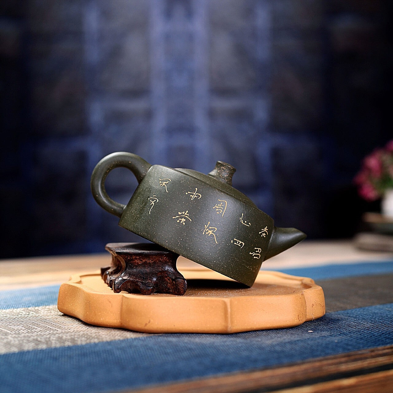Zen Style Crane Relief Handmade Tea Pot Traditional 9 Infuser Holes Real Zisha