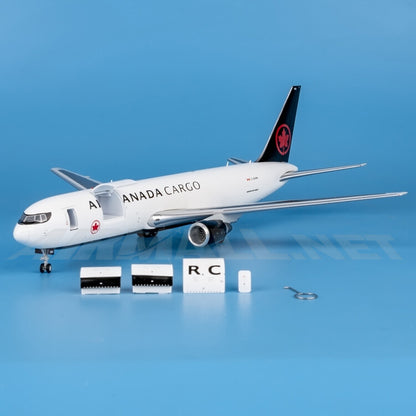 1:200 GeminiJets Air Canada Cargo Plane Boeing 767-300ERF Diecast Aircraft Model