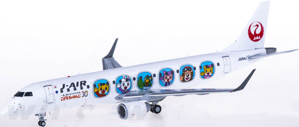 1:200 JC Wings J-Air Embraer ERJ-190 Passenger Airplane Diecast Aircraft Model