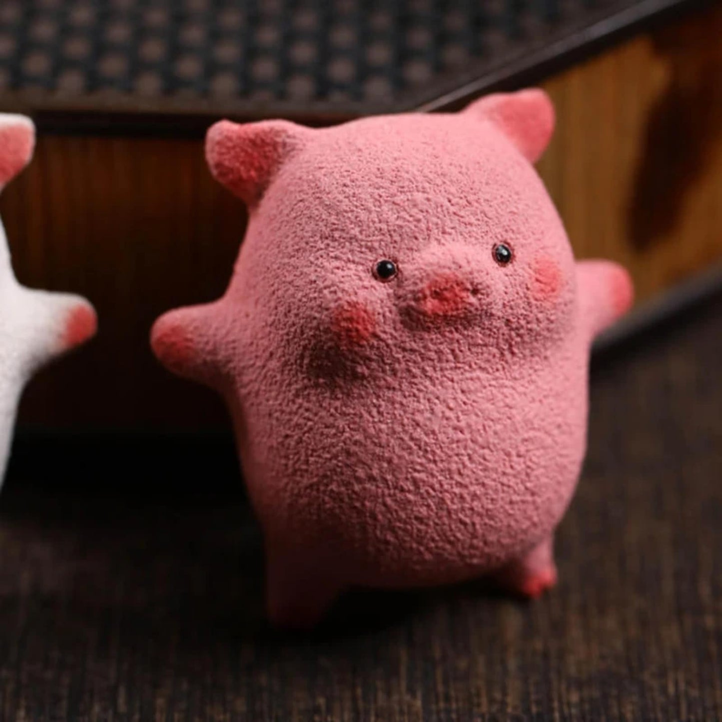 Little Pig Pink Purple Sands Tea Pet 5.5cm 2.2in Tea Tray Desktop Mini Decor
