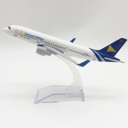 1:400 16cm Vietnam A321 Plane Model Aircraft Diecast Airlines Metal Ornaments