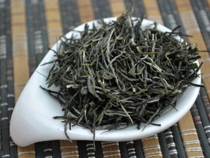 High quality early spring E Mei Mao Feng green tea, Ming Qian E Mei Mao Feng tea-