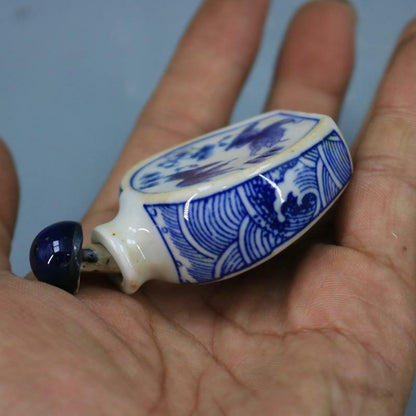 China Antique Blue and White Porcelain Goldfish Snuff Bottle Collectable