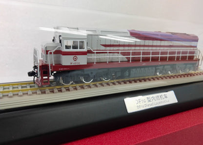 1:87 34CM DF7G Diesel Locomotive Train Railway Passenger Cars Diecast Model