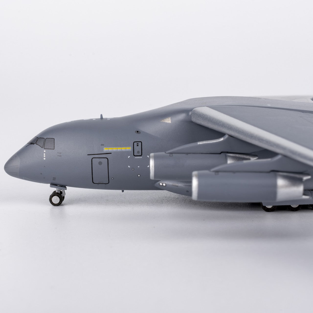 1:400 NGmodels PLAAF YUN-20 20240 Passenger Airplane Diecast Plane Model