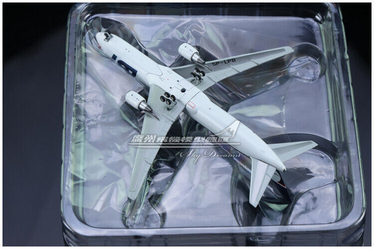 1:400 JC Wings LOT BOEING 767-300ER Passenger Airplane Diecast Aircraft Model