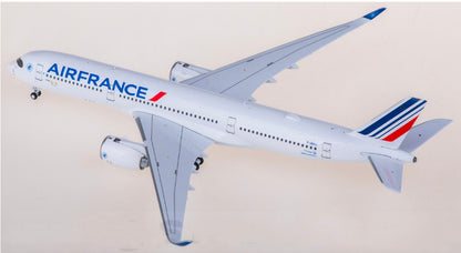 1:400 AeroPolaris Air France Airbus A350-900 Passenger Airplane Diecast Model