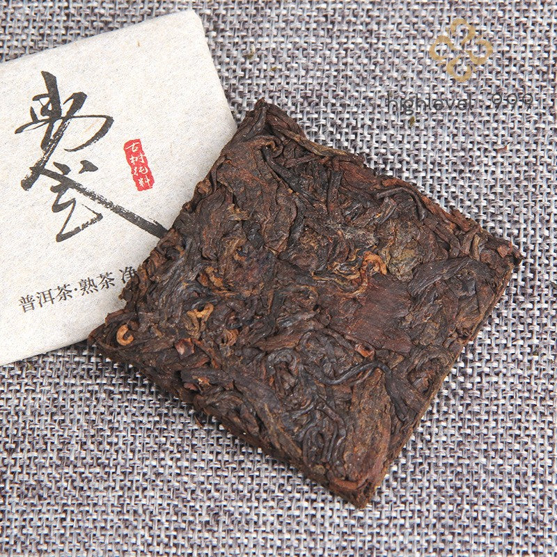 500g Ripe Pu'er Tea Yunnan Yiwu Ancient Tree Thin Square Slice Aged Leaf Tea
