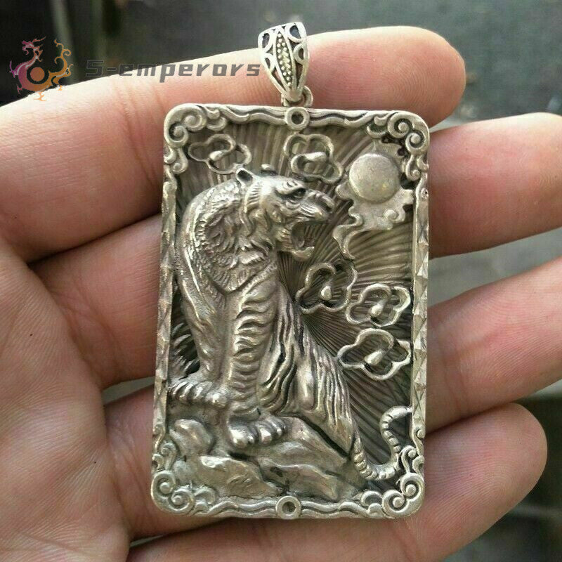 Old China Tibet Silver Handmade Force Tiger Statue Amulet Necklace Pendant Gift