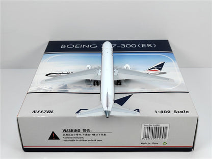 1:400 Phoenix Delta Air Lines B767-300 N117DL Airplane Diecast Aircraft Model