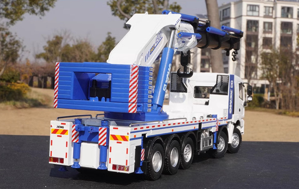1:35 XCMG SQZ4500 Telescopic Boom Mounted Crane Machine Equipment Diecast Model