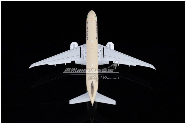 1:400 JC Wings Saudi BOEING 777-300ER Passenger Airplane Flap Down Diecast Model