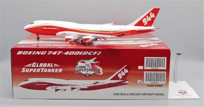 1:200 JC Global Super Tanker Services for Boeing B747-400F N744ST Flaps down