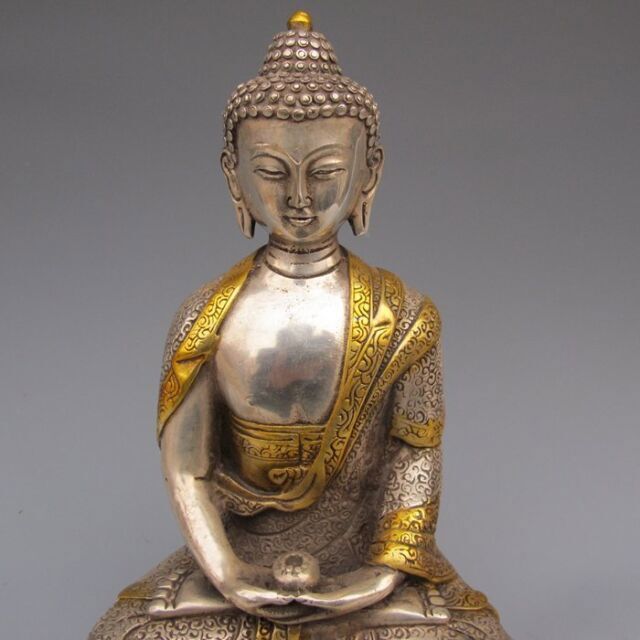 China Old Sakyamuni Buddha Silver Gilt Handwork Tibetan Buddhism Statue Supplies