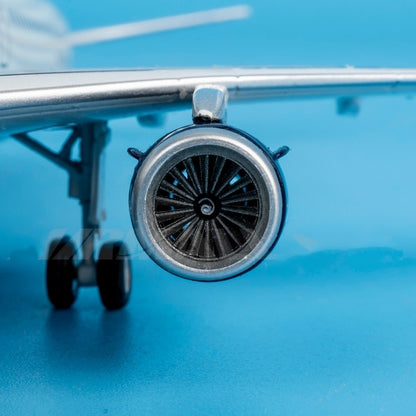1:200 Geminijets American Airlines Airbus A321 N578UW Airplane Diecast Model