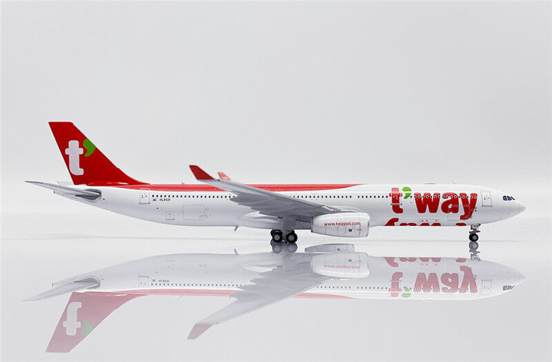 JC Wings t'way For Airbus A330-300 HL8501 1/400 Aircraft Pre-built Model