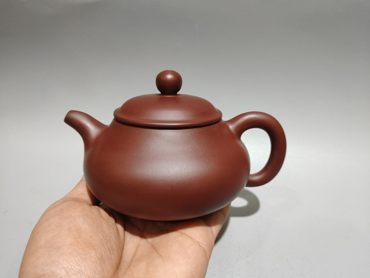 Chinese Yixing Zisha Clay Handmade Exquisite Teapot 31336